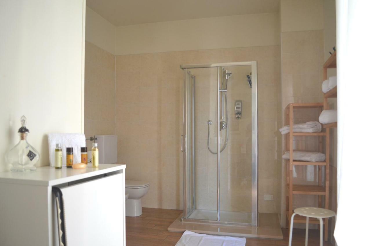 B&B Luc Verona Bagian luar foto